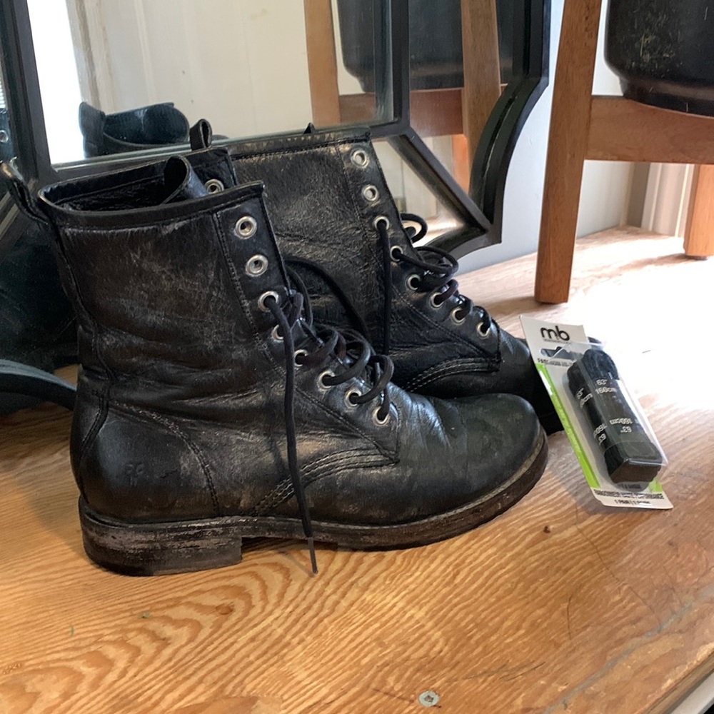 Frye lace up Boots